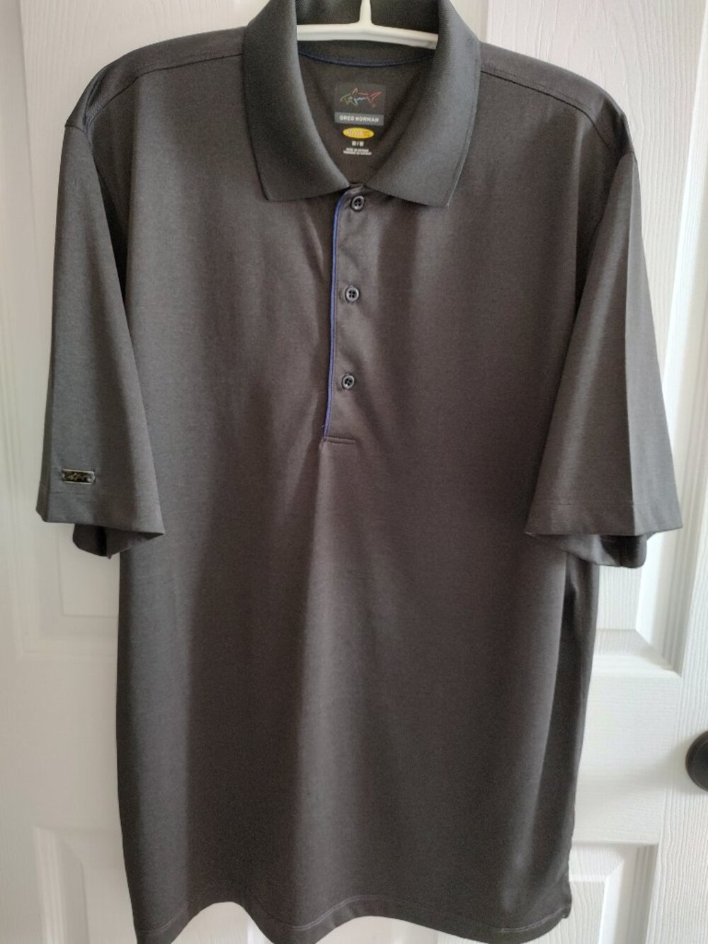 GREG NORMAN POLO SHIRT PLAY DRY STAY COOL KNIT SOFT COLLAR BLACK NWOT MEDIUM
